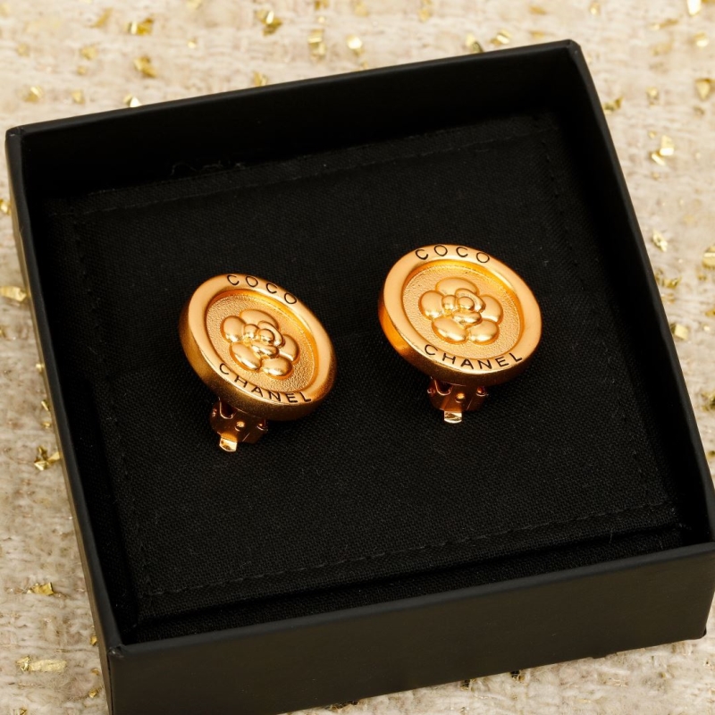 Ch**el earrings